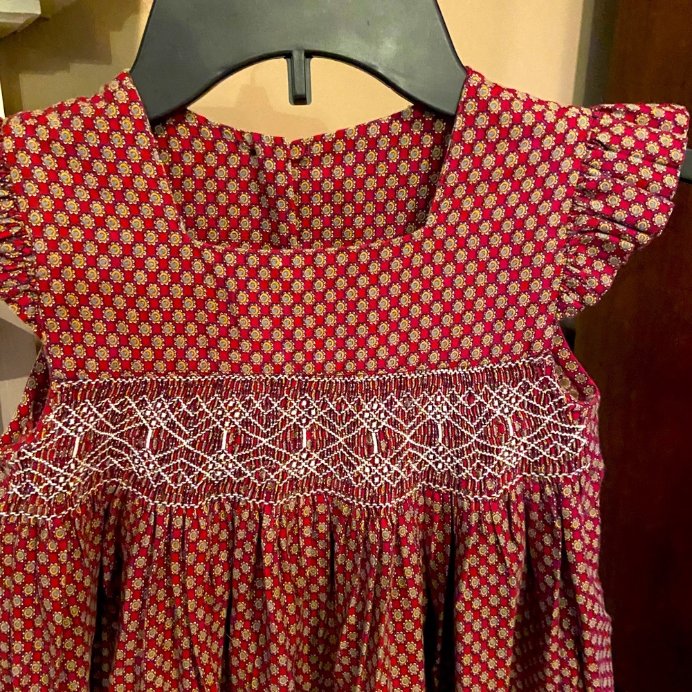 Handmade, smocked girls dress Size-4-6